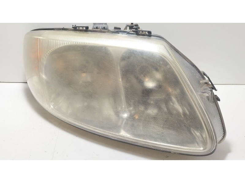 Recambio de faro derecho para chrysler voyager (rg) 2.5 crd lx grand voyager referencia OEM IAM 04857702ABD  