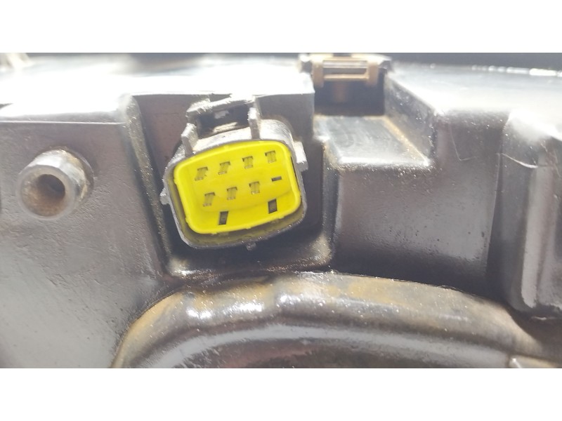 Recambio de faro derecho para chrysler voyager (rg) 2.5 crd lx grand voyager referencia OEM IAM 04857702ABD  