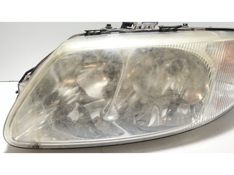 Recambio de faro izquierdo para chrysler voyager (rg) 2.5 crd lx grand voyager referencia OEM IAM 04857703ABD  