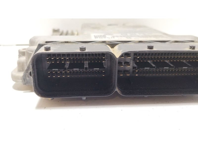 Recambio de centralita motor uce para volkswagen touareg (7l6) 5.0 v10 tdi dpf referencia OEM IAM 070906016AA  