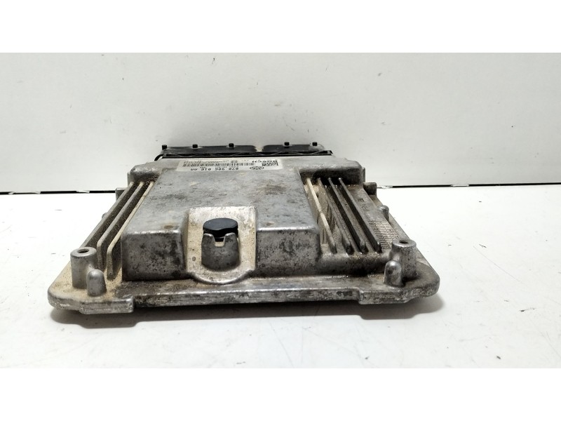 Recambio de centralita motor uce para volkswagen touareg (7l6) 5.0 v10 tdi dpf referencia OEM IAM 070906016AA  