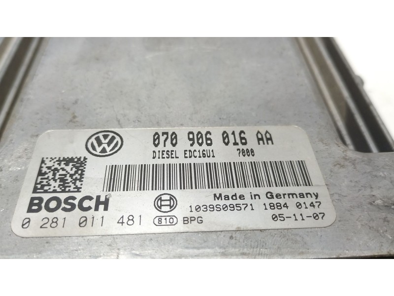 Recambio de centralita motor uce para volkswagen touareg (7l6) 5.0 v10 tdi dpf referencia OEM IAM 070906016AA  