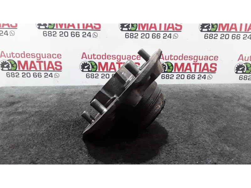 Recambio de buje para nissan terrano (wd21) 2.7 td referencia OEM IAM  26394 