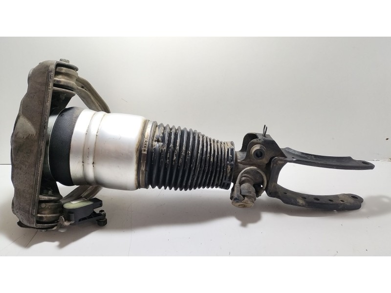 Recambio de amortiguador delantero izquierdo para volkswagen touareg (7l6) 5.0 v10 tdi dpf referencia OEM IAM 7L6412021AG  