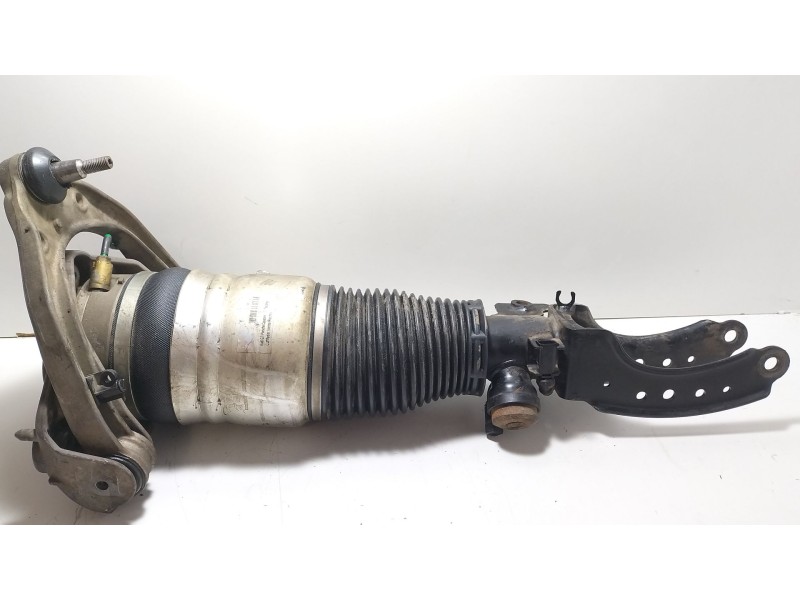 Recambio de amortiguador delantero derecho para volkswagen touareg (7l6) 5.0 v10 tdi dpf referencia OEM IAM 7L6412022AG  