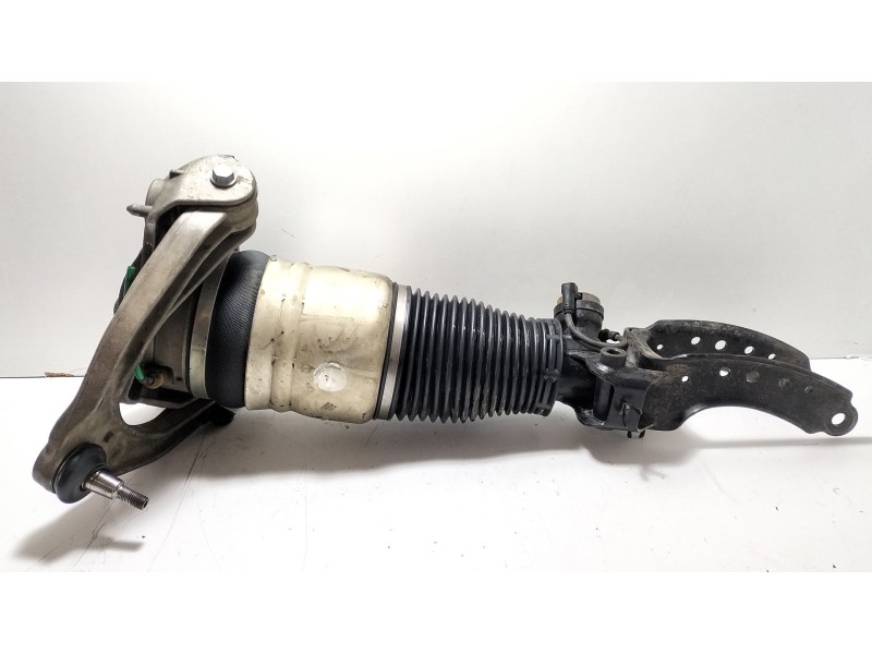 Recambio de amortiguador delantero derecho para volkswagen touareg (7l6) 5.0 v10 tdi dpf referencia OEM IAM 7L6412022AG  