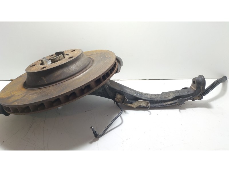 Recambio de mangueta delantera derecha para volkswagen touareg (7l6) 5.0 v10 tdi dpf referencia OEM IAM 7L0407258A  