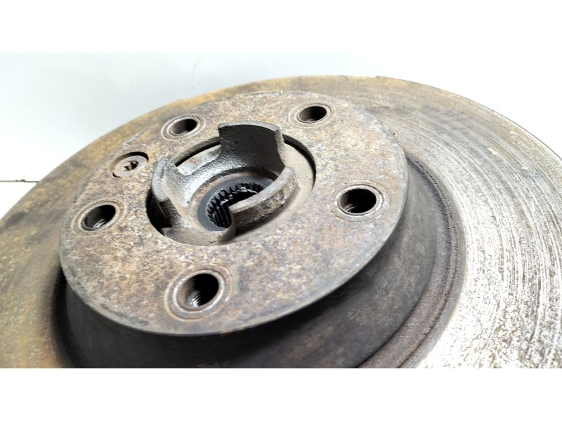 Recambio de mangueta delantera derecha para volkswagen touareg (7l6) 5.0 v10 tdi dpf referencia OEM IAM 7L0407258A  