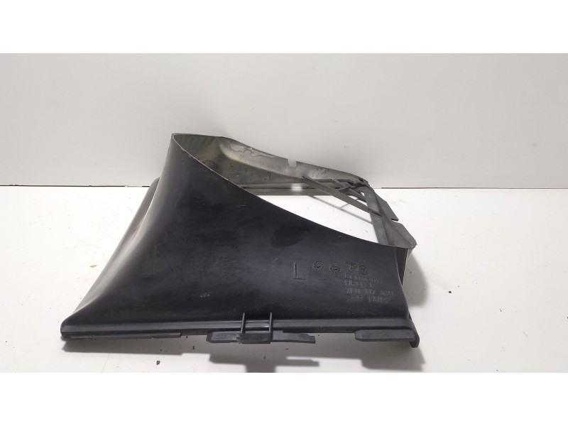 Recambio de moldura para volkswagen touareg (7l6) 5.0 v10 tdi dpf referencia OEM IAM 7L0117339  