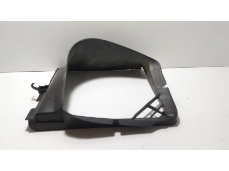 Recambio de moldura para volkswagen touareg (7l6) 5.0 v10 tdi dpf referencia OEM IAM 7L0117339  