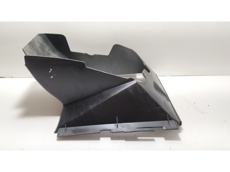 Recambio de moldura para volkswagen touareg (7l6) 5.0 v10 tdi dpf referencia OEM IAM 7L6117335A  