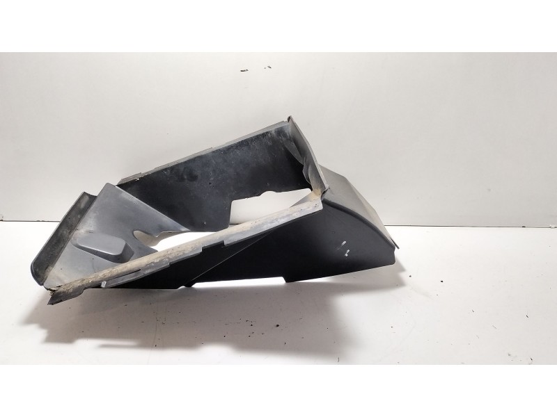 Recambio de moldura para volkswagen touareg (7l6) 5.0 v10 tdi dpf referencia OEM IAM 7L6117335A  