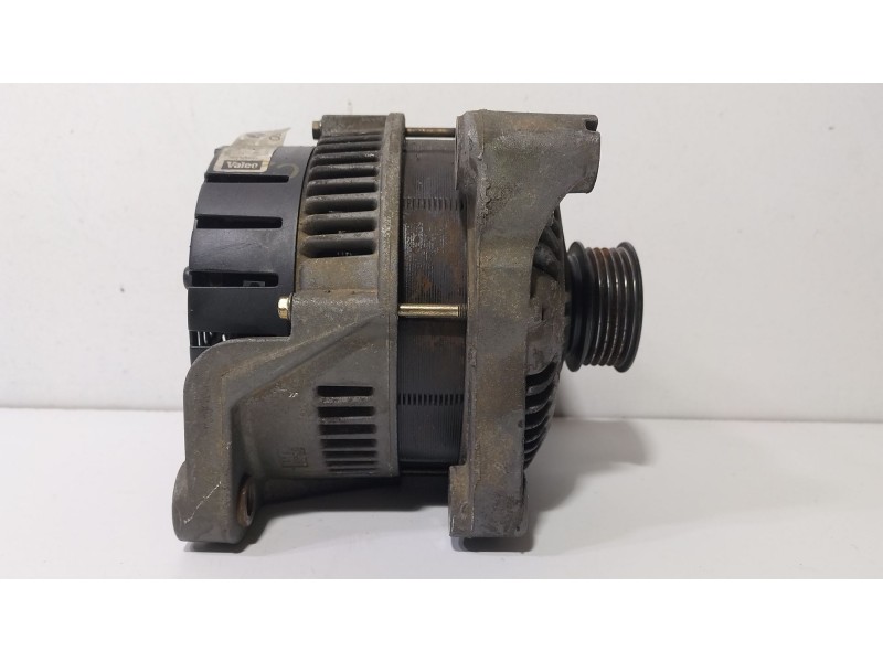 Recambio de alternador para bmw serie 3 berlina (e46) 320d edition advance referencia OEM IAM 7788222  