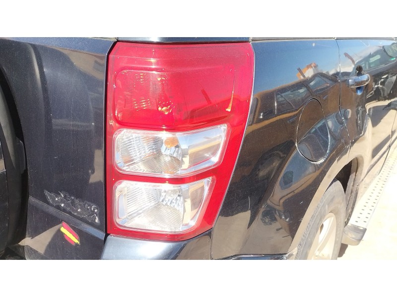 Recambio de piloto trasero derecho para suzuki grand vitara ii (jt, te, td) 1.9 ddis a las 4 ruedas (jt419, td44, jb419wd, jb419