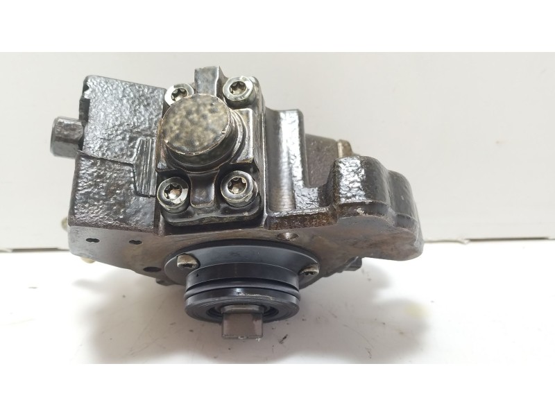 Recambio de bomba inyeccion para opel combo furgoneta/monovolumen 1.3 cdti 16v referencia OEM IAM 0445010266  