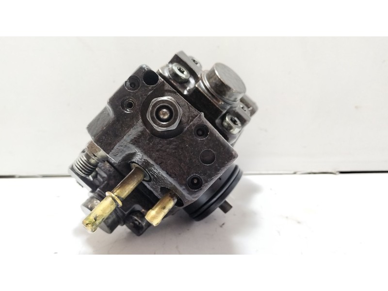 Recambio de bomba inyeccion para opel combo furgoneta/monovolumen 1.3 cdti 16v referencia OEM IAM 0445010266  
