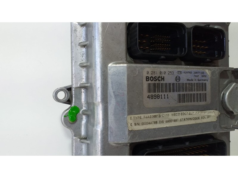 Recambio de centralita motor uce para iveco eurocargo 05.03  5.9 diesel referencia OEM IAM 4898111 73156 R