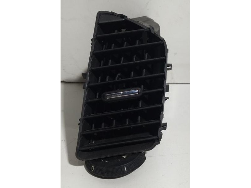 Recambio de rejilla aireadora para opel insignia berlina cosmo referencia OEM IAM 13282237 78199 