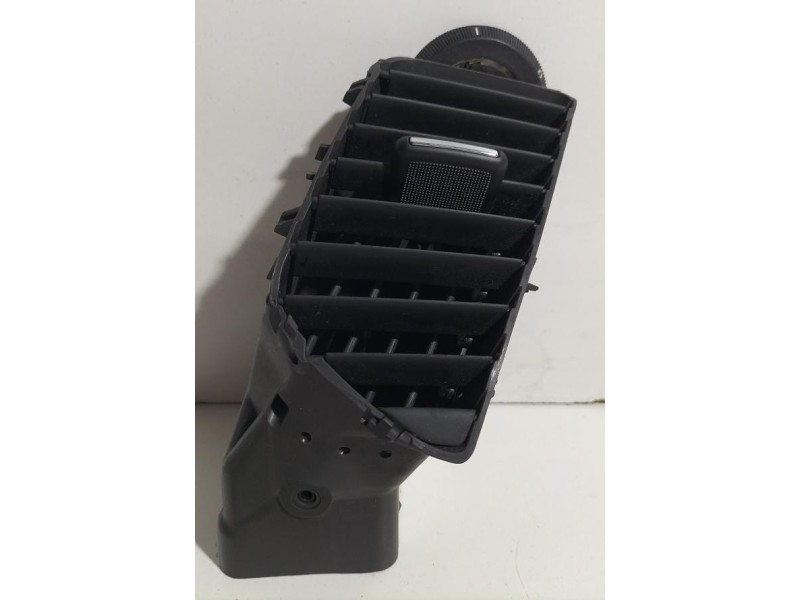 Recambio de rejilla aireadora para opel insignia berlina cosmo referencia OEM IAM 13282237 78199 