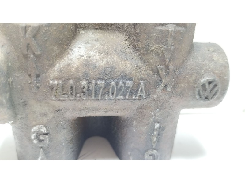 Recambio de tubo para volkswagen touareg (7l6) 5.0 v10 tdi dpf referencia OEM IAM 7L0317027A  