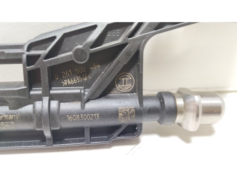 Recambio de inyector para mini mini (f56) cooper d referencia OEM IAM 0261500484  