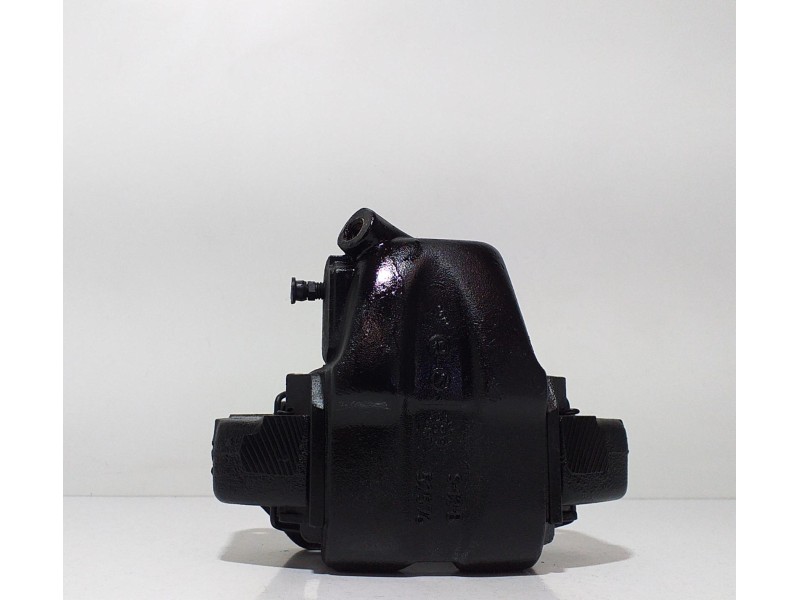 Recambio de pinza freno delantera derecha para seat marbella ce referencia OEM IAM 52576 65579 