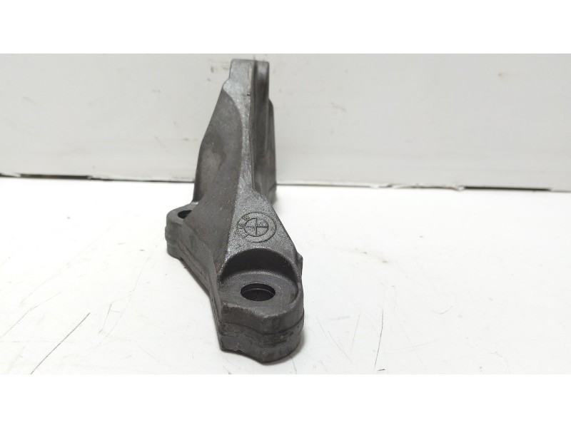Recambio de soporte motor para bmw 3 (e90) 318 d referencia OEM IAM 781069801  