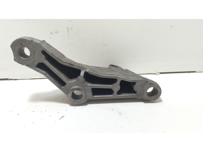 Recambio de soporte motor para bmw 3 (e90) 318 d referencia OEM IAM 781069801  