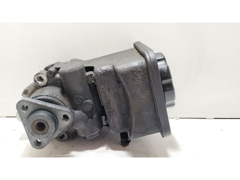 Recambio de bomba direccion para bmw serie 3 berlina (e46) 320d referencia OEM IAM 1095155  