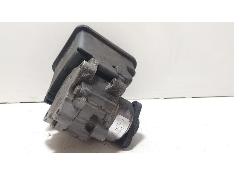 Recambio de bomba direccion para bmw serie 3 berlina (e46) 320d referencia OEM IAM 1095155  