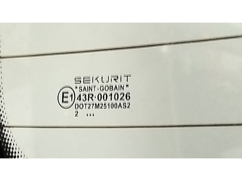 Recambio de luna trasera para volkswagen touareg (7l6) 2.5 tdi dpf referencia OEM IAM TOUAREG (7L6) 2.5 TDI DPF 2006  