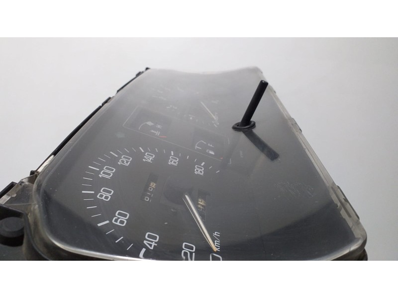 Recambio de cuadro instrumentos para daihatsu feroza f-300 referencia OEM IAM HD 64853 