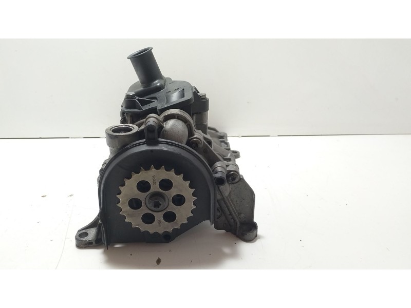 Recambio de bomba aceite para bmw serie 1 berlina (e81/e87) 118d referencia OEM IAM 7798014  