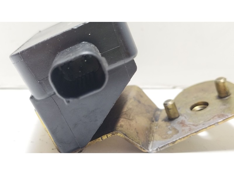 Recambio de sensor para volkswagen golf iv (1j1) 1.9 tdi referencia OEM IAM 1J0907657A  