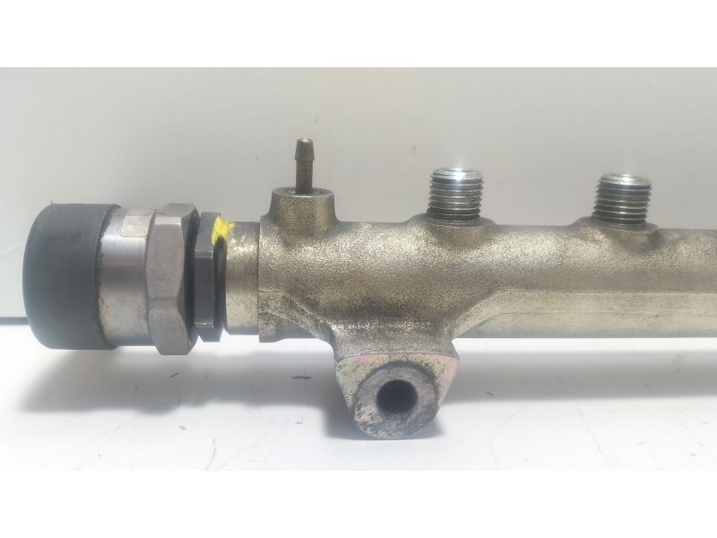 Recambio de rampa inyectora para hyundai tucson (jm) 2.0 crdi cat referencia OEM IAM 0445214085  