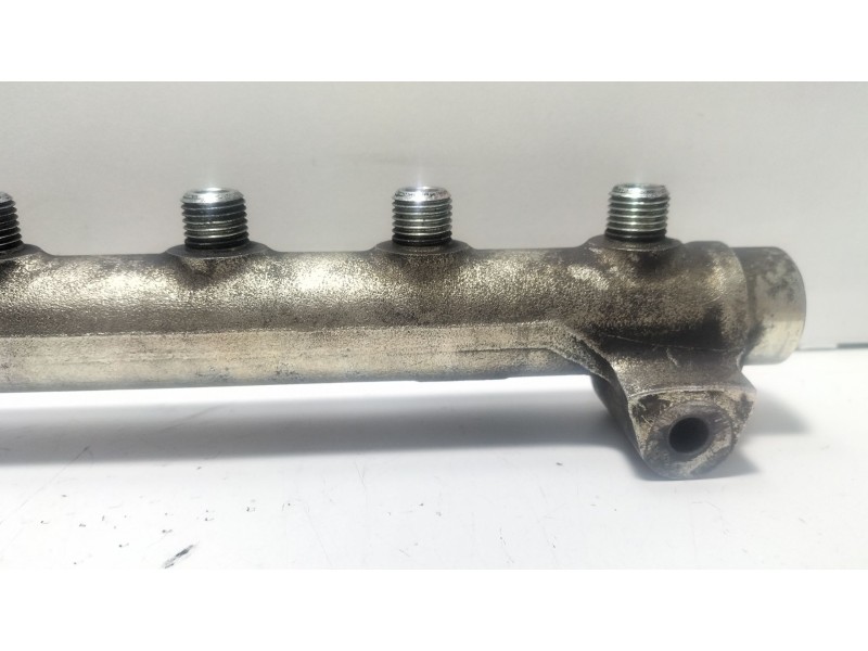 Recambio de rampa inyectora para hyundai tucson (jm) 2.0 crdi cat referencia OEM IAM 0445214085  