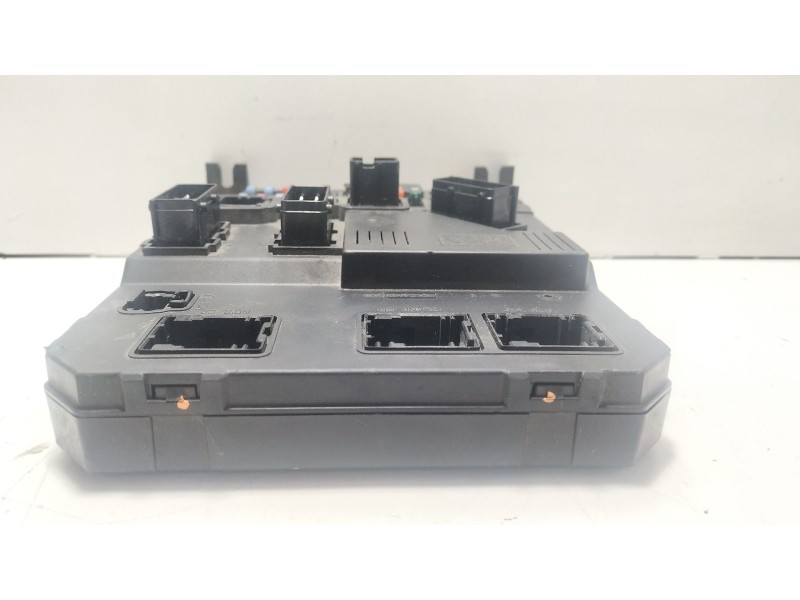 Recambio de caja reles / fusibles para citroën xsara picasso hdi 110 fap sx referencia OEM IAM 9657999780  