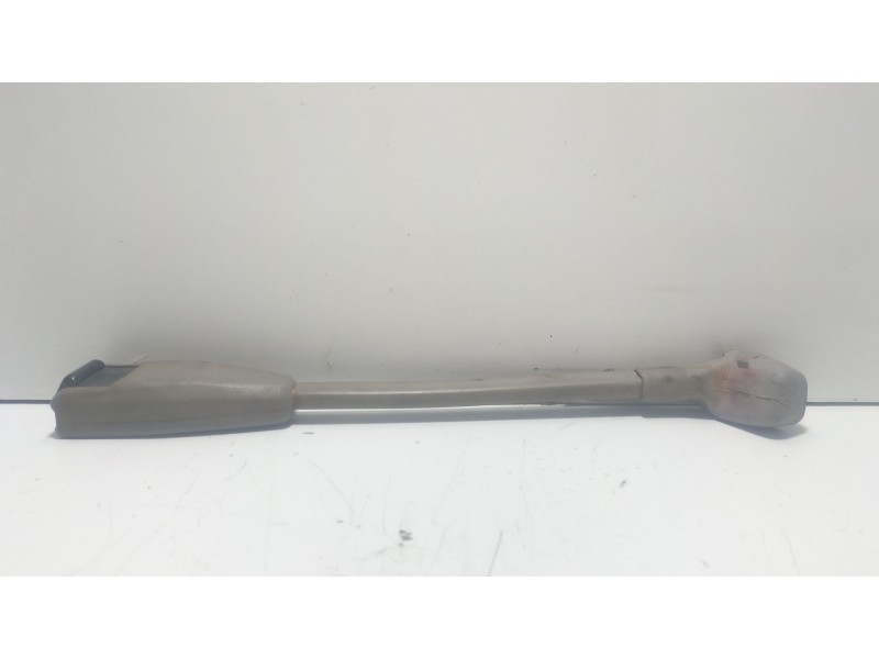 Recambio de anclaje cinturon delantero izquierdo para mitsubishi montero (l040) 2300 td (2-ptas.) referencia OEM IAM 001225F5  