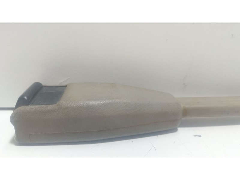 Recambio de anclaje cinturon delantero izquierdo para mitsubishi montero (l040) 2300 td (2-ptas.) referencia OEM IAM 001225F5  