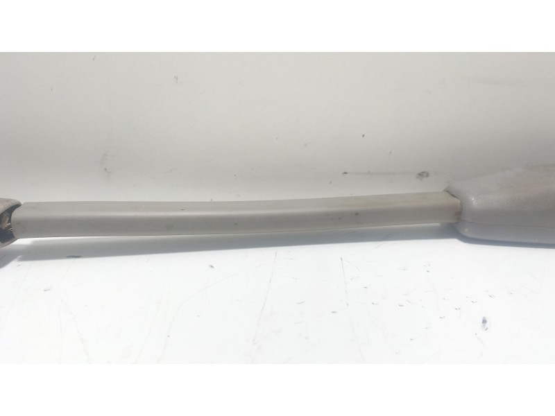 Recambio de anclaje cinturon delantero izquierdo para mitsubishi montero (l040) 2300 td (2-ptas.) referencia OEM IAM 001225F5  