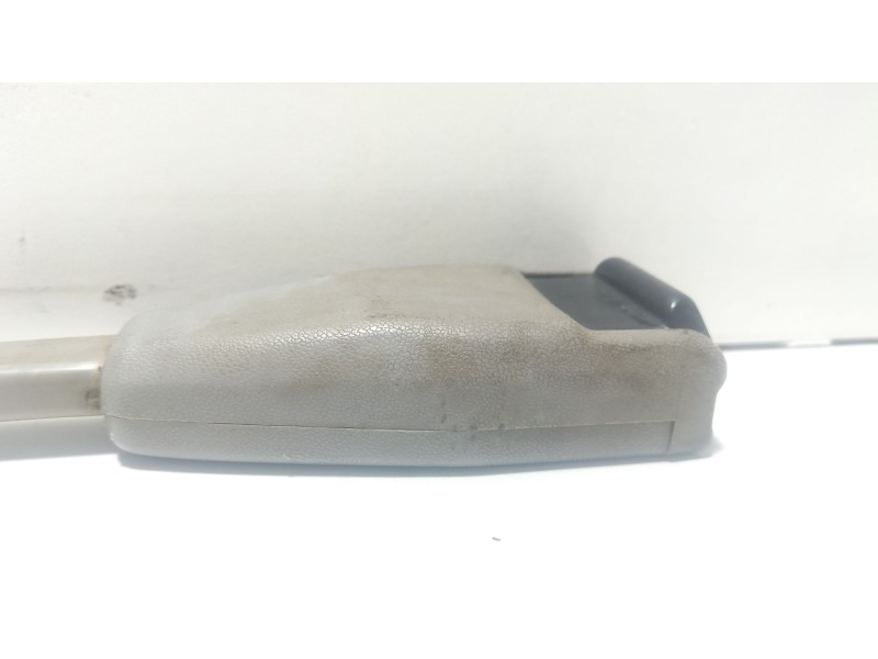 Recambio de anclaje cinturon delantero izquierdo para mitsubishi montero (l040) 2300 td (2-ptas.) referencia OEM IAM 001225F5  