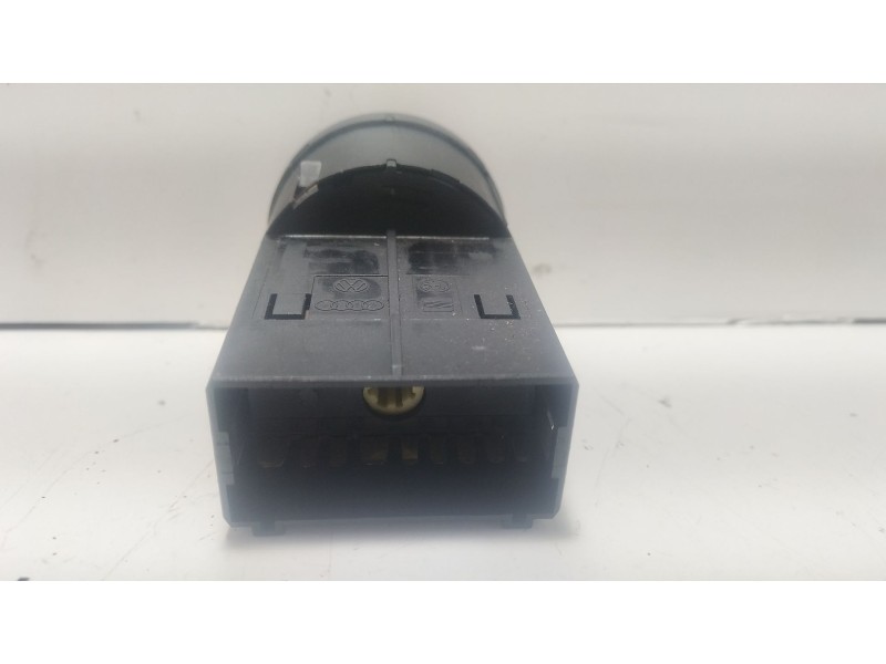 Recambio de mando luces para volkswagen polo iv (9n_, 9a_) 1.4 16v referencia OEM IAM 6Q0941531B  