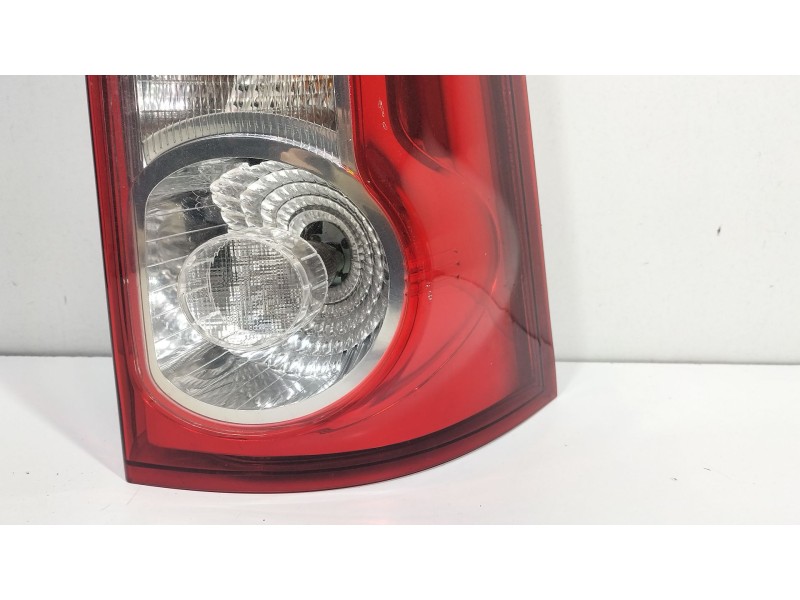 Recambio de piloto trasero derecho para dacia logan (ls_) 1.5 dci (ls0k) referencia OEM IAM 8200413995  