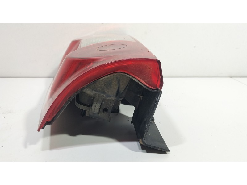 Recambio de piloto trasero derecho para dacia logan (ls_) 1.5 dci (ls0k) referencia OEM IAM 8200413995  