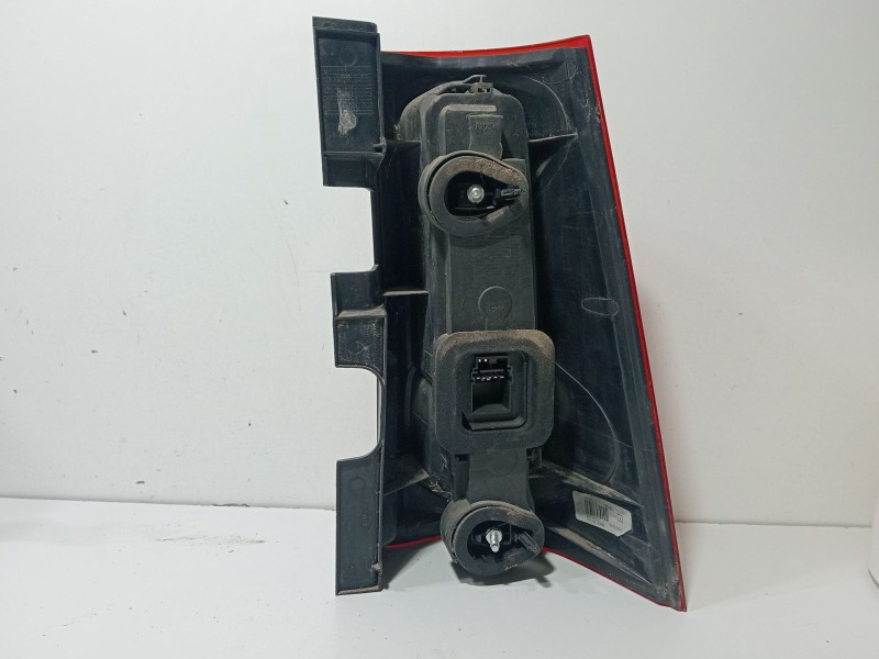 Recambio de piloto trasero izquierdo para dacia logan (ls_) 1.5 dci (ls04) referencia OEM IAM 8200413996  