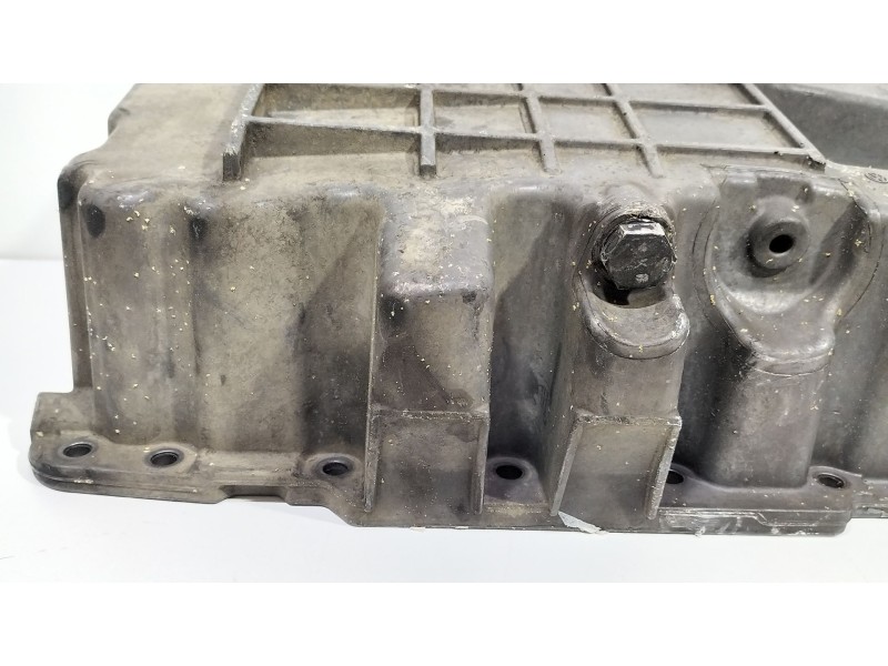 Recambio de carter para chrysler sebring (js) 2.0 crd referencia OEM IAM 03G103603AA  