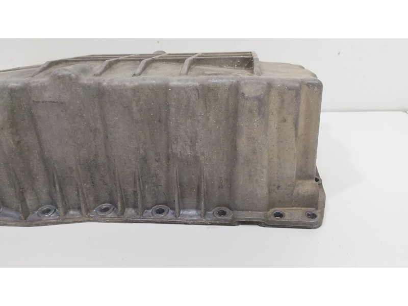 Recambio de carter para chrysler sebring (js) 2.0 crd referencia OEM IAM 03G103603AA  