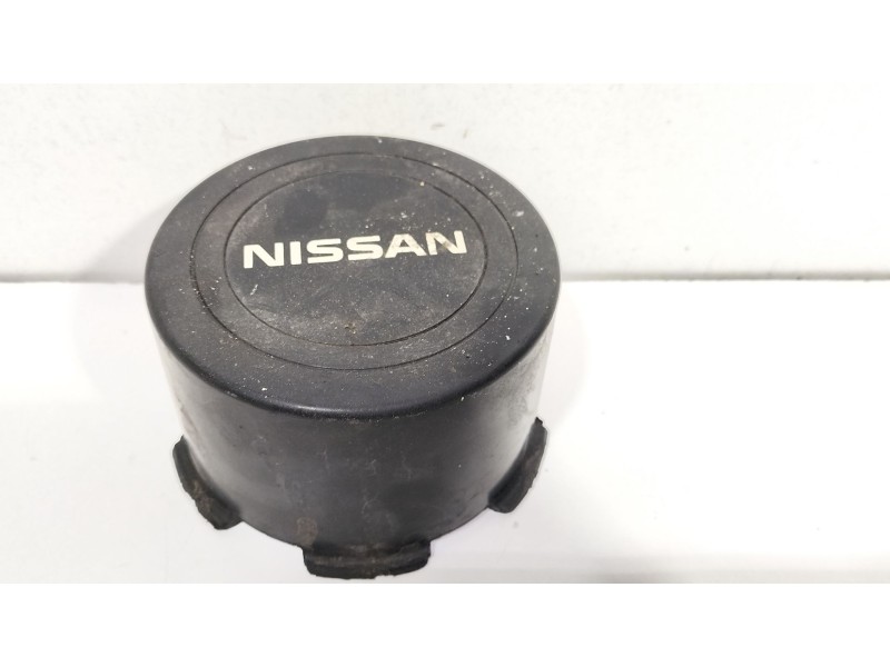 Recambio de tapacubos para nissan terrano ii (r20) 2.7 tdi 4wd referencia OEM IAM 403420x800  