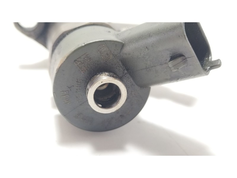 Recambio de inyector para ford focus c-max (cap) ambiente (d) referencia OEM IAM 0445110188  