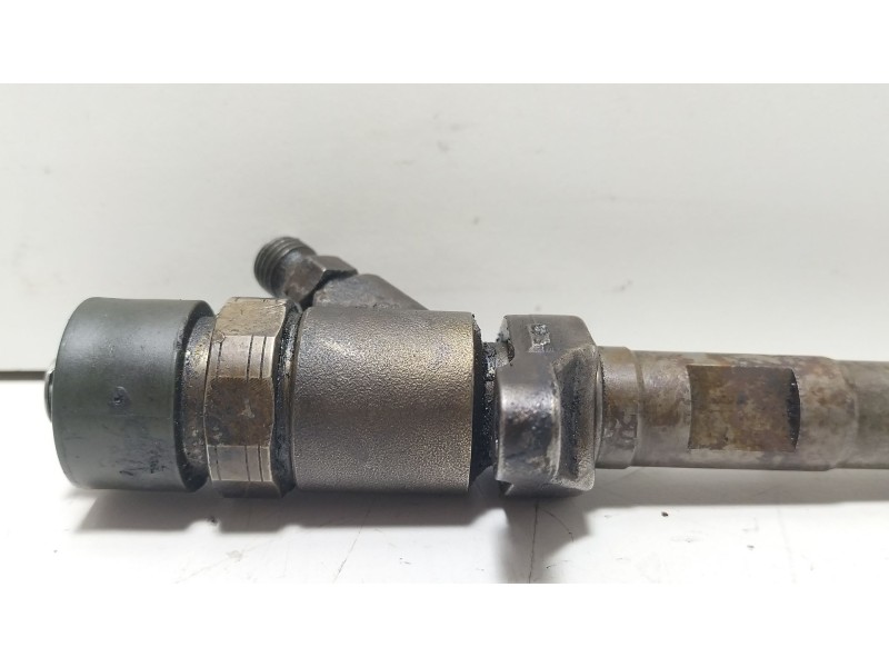 Recambio de inyector para ford focus c-max (cap) ambiente (d) referencia OEM IAM 0445110188  